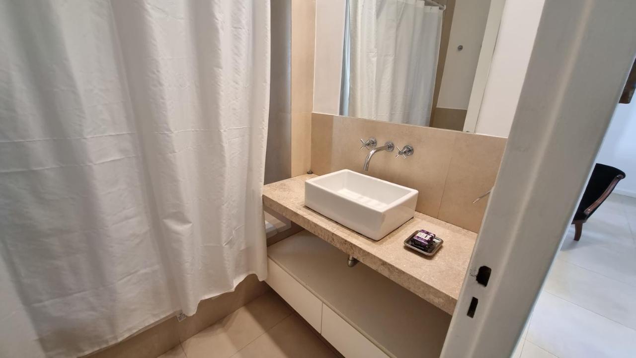Departamento En Recoleta Apartment บัวโนสไอเรส ภายนอก รูปภาพ